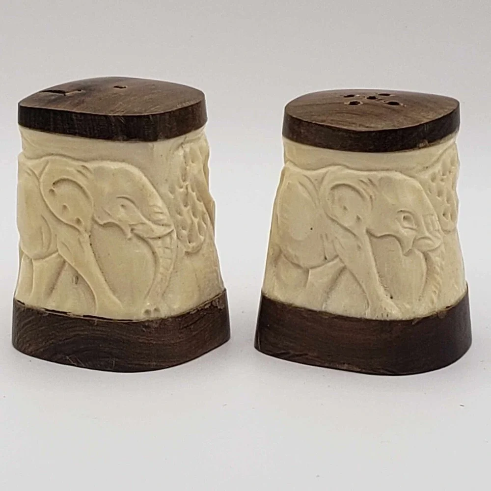 African Handmade Bone & Wood Elephant Salt Pepper Shakers Kitchen Collectables